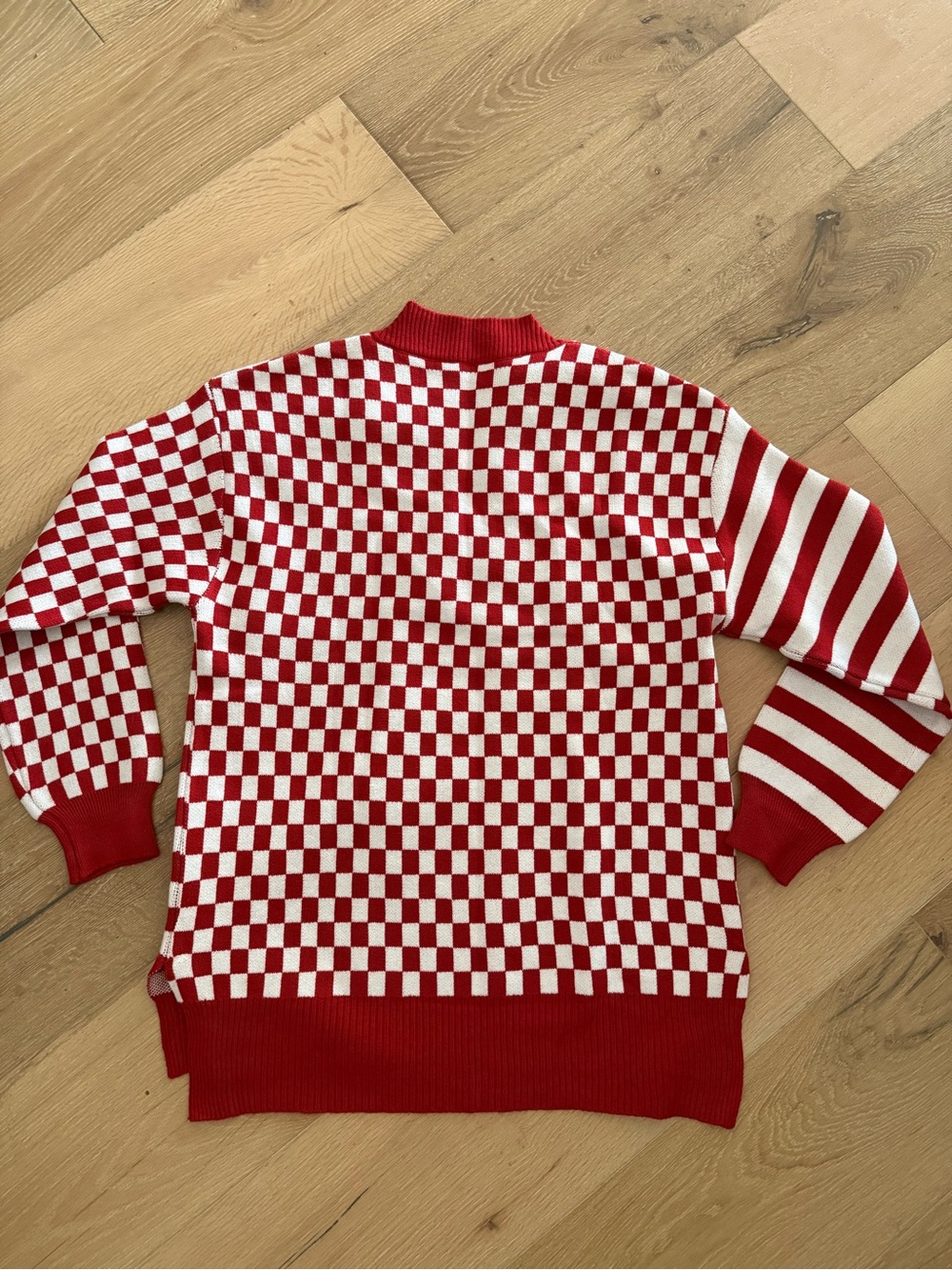 Red & White Sweater - Picture 3 of 4
